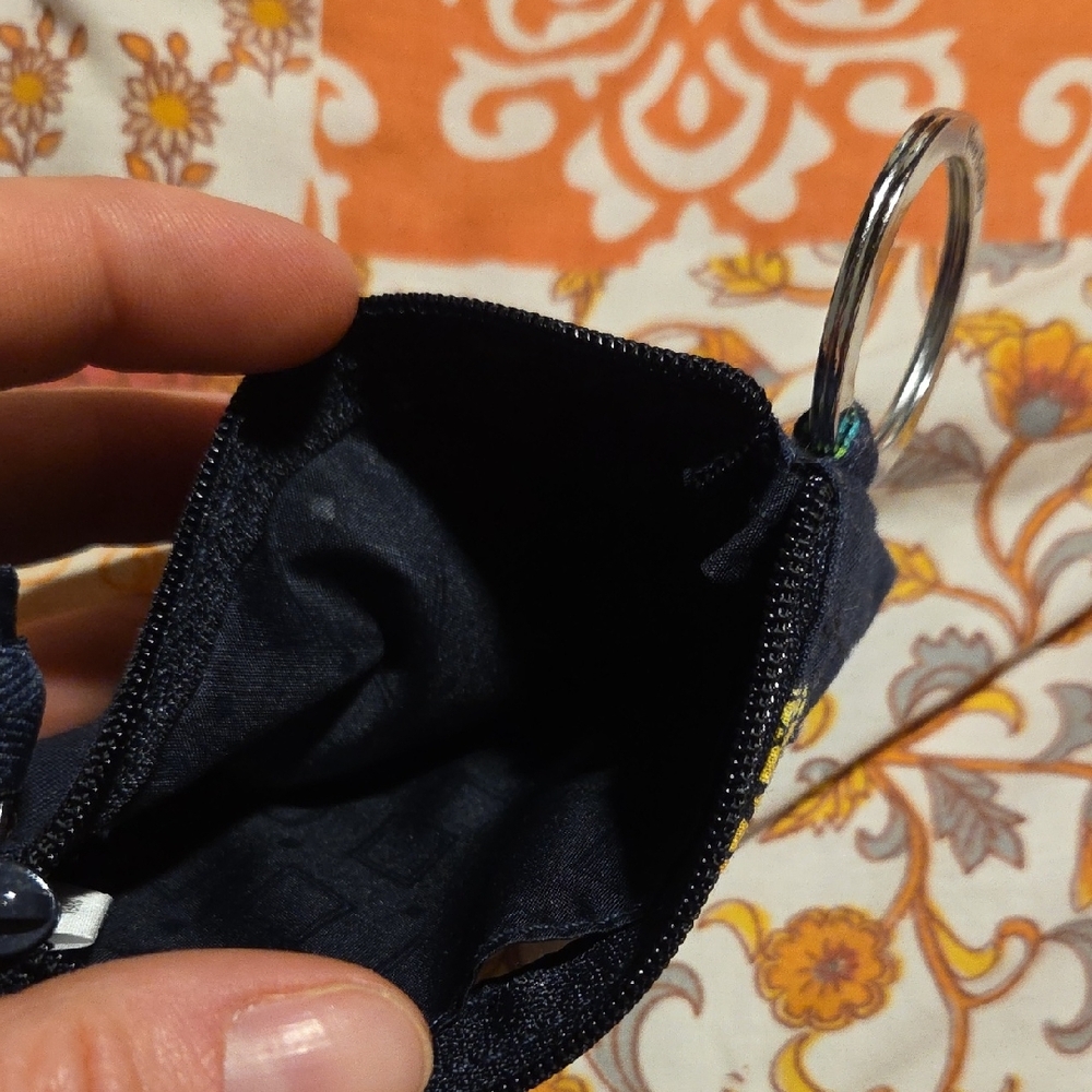 Vera Bradley Pineapple Print Navy ID Wallet with Key Ring - Picture 3 of 3